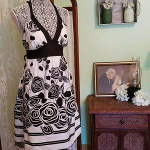 4 Beautiful Casual/work Dresses Sz 11/12 lg/xl